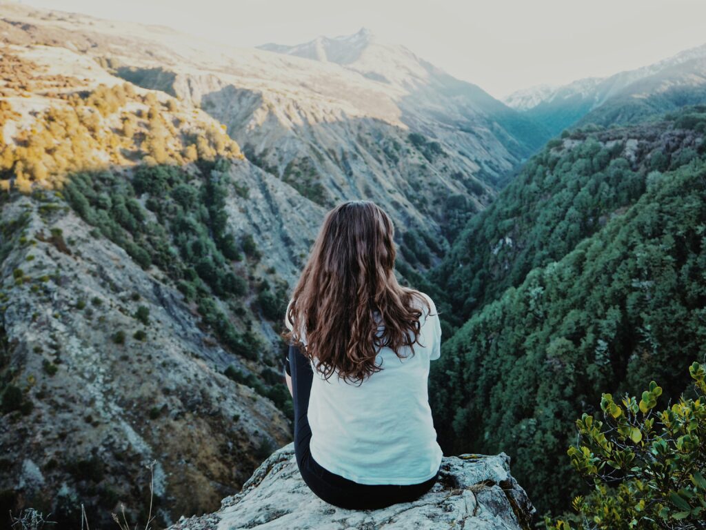 helena-cook-5ed6i2hXeZk-unsplash